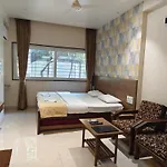 Hotel Shreyas