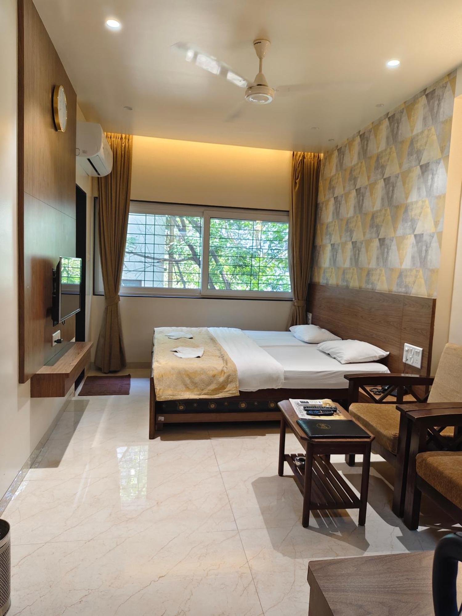 Shreyas Pune